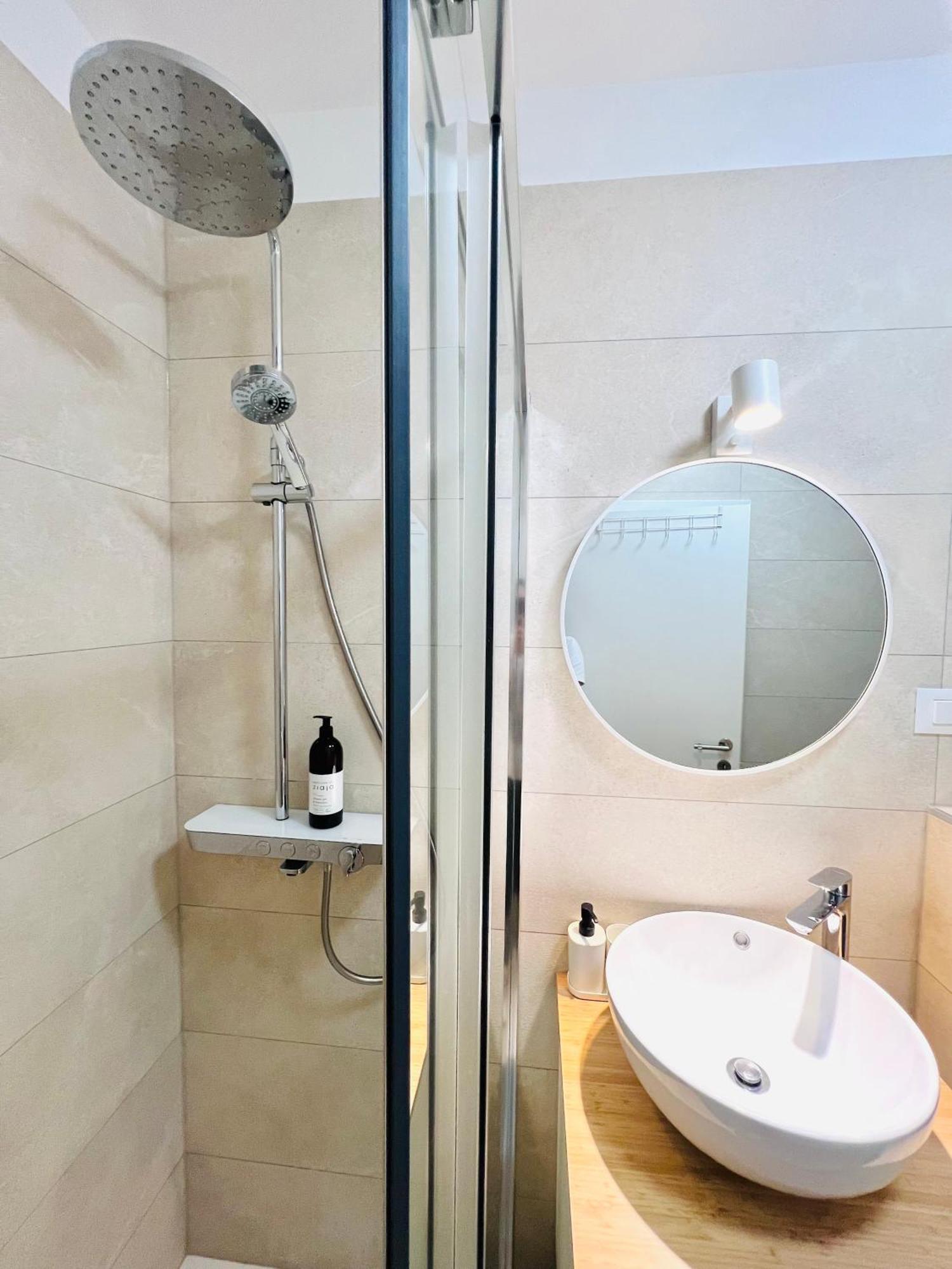 Almond 2 - Free Parking Apartment Сплит Екстериор снимка