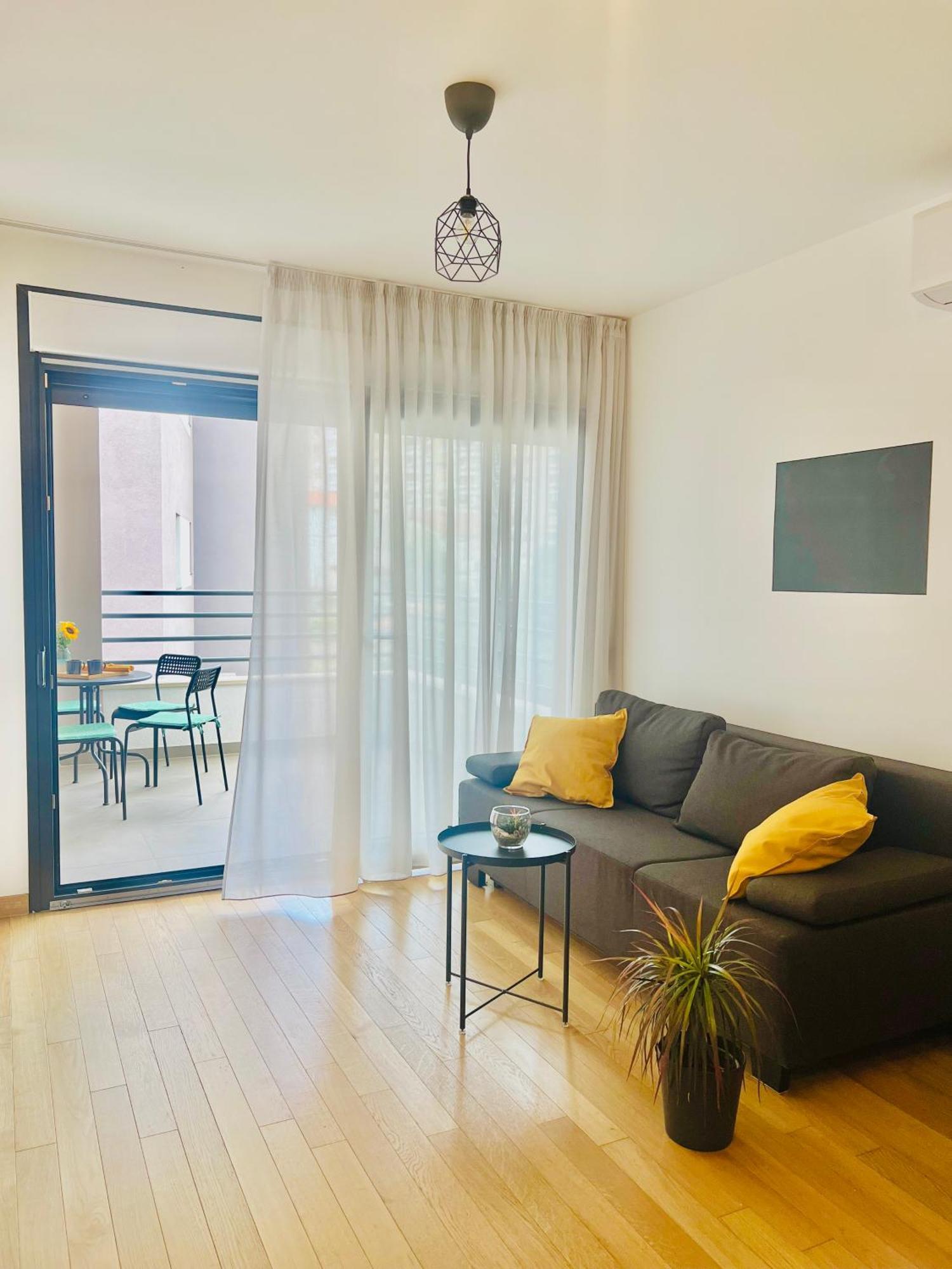 Almond 2 - Free Parking Apartment Сплит Екстериор снимка