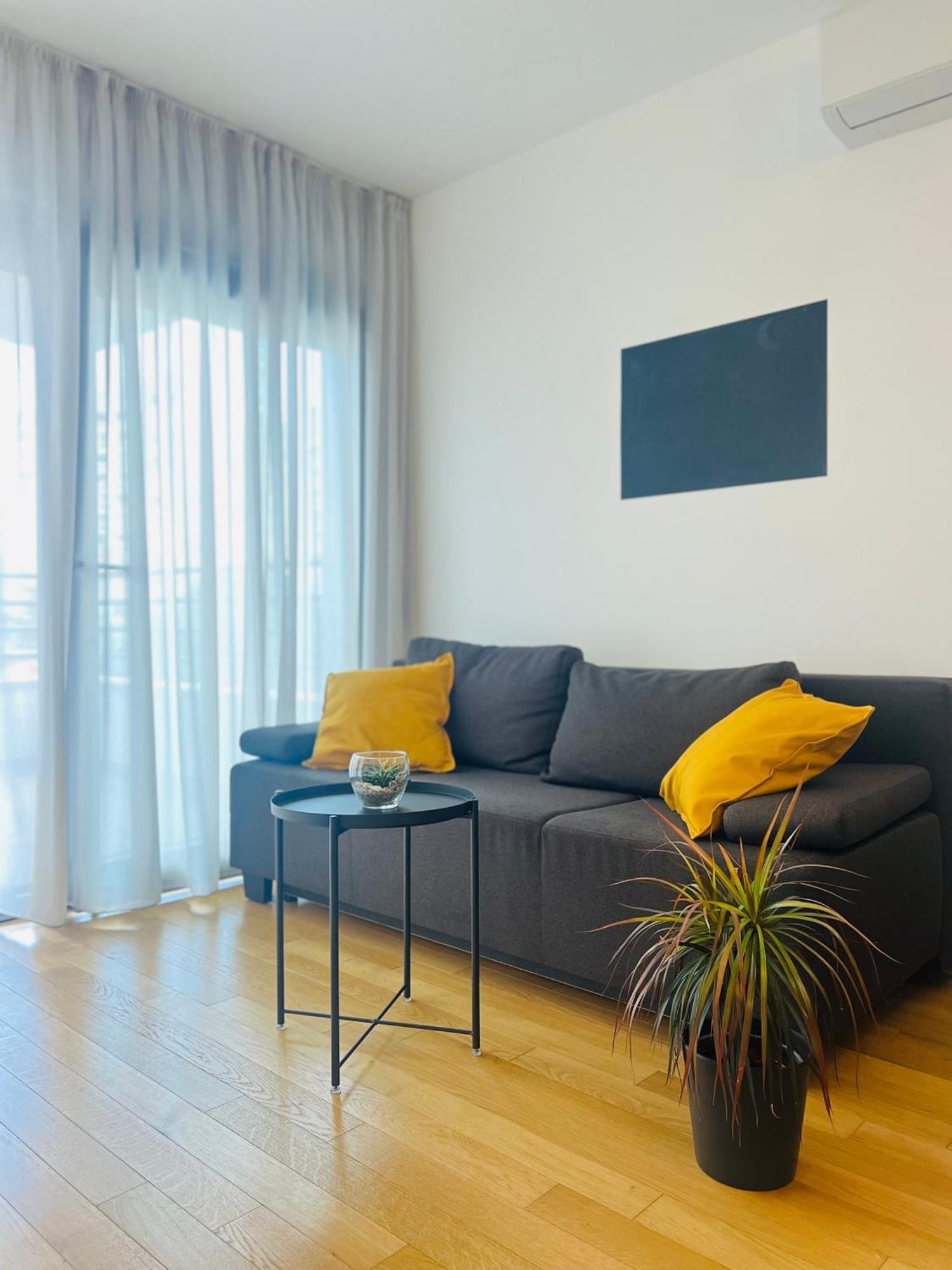 Almond 2 - Free Parking Apartment Сплит Екстериор снимка