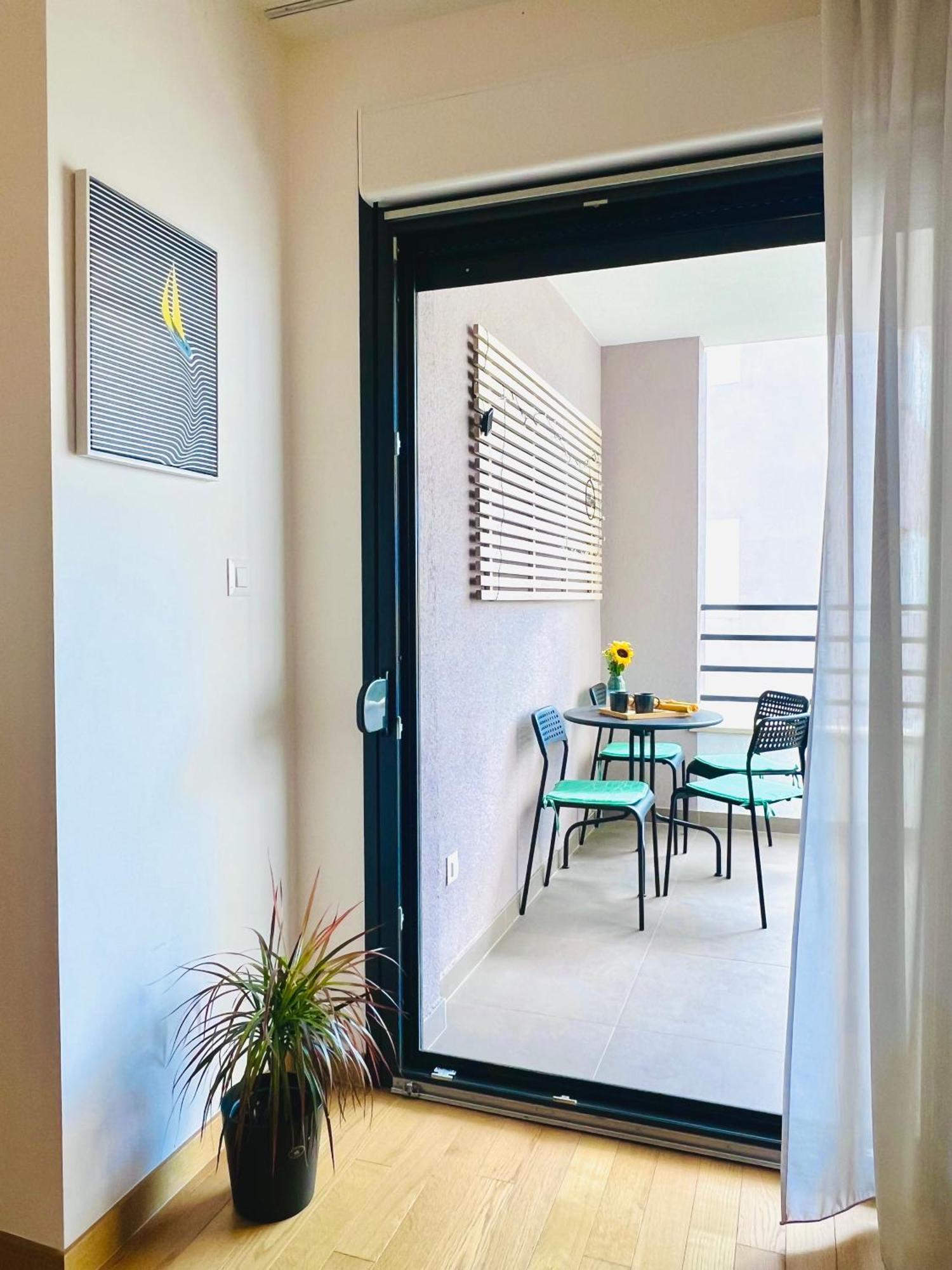 Almond 2 - Free Parking Apartment Сплит Екстериор снимка